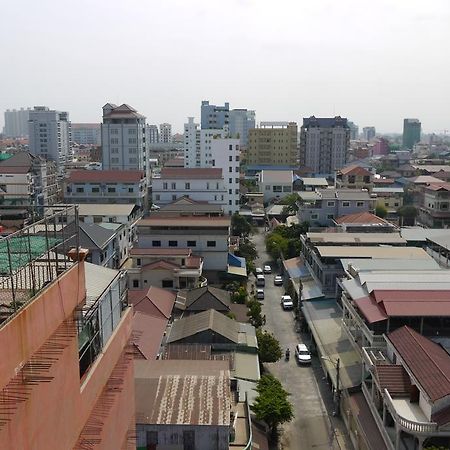 Tan Tower Hotel Phnom Penh Dış mekan fotoğraf