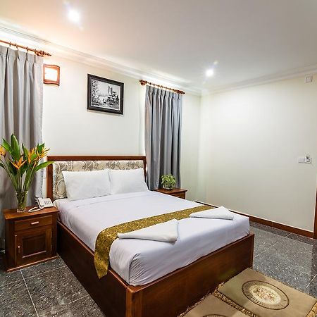 Tan Tower Hotel Phnom Penh Dış mekan fotoğraf