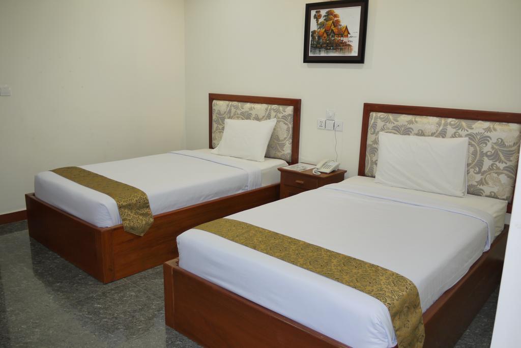 Tan Tower Hotel Phnom Penh Dış mekan fotoğraf